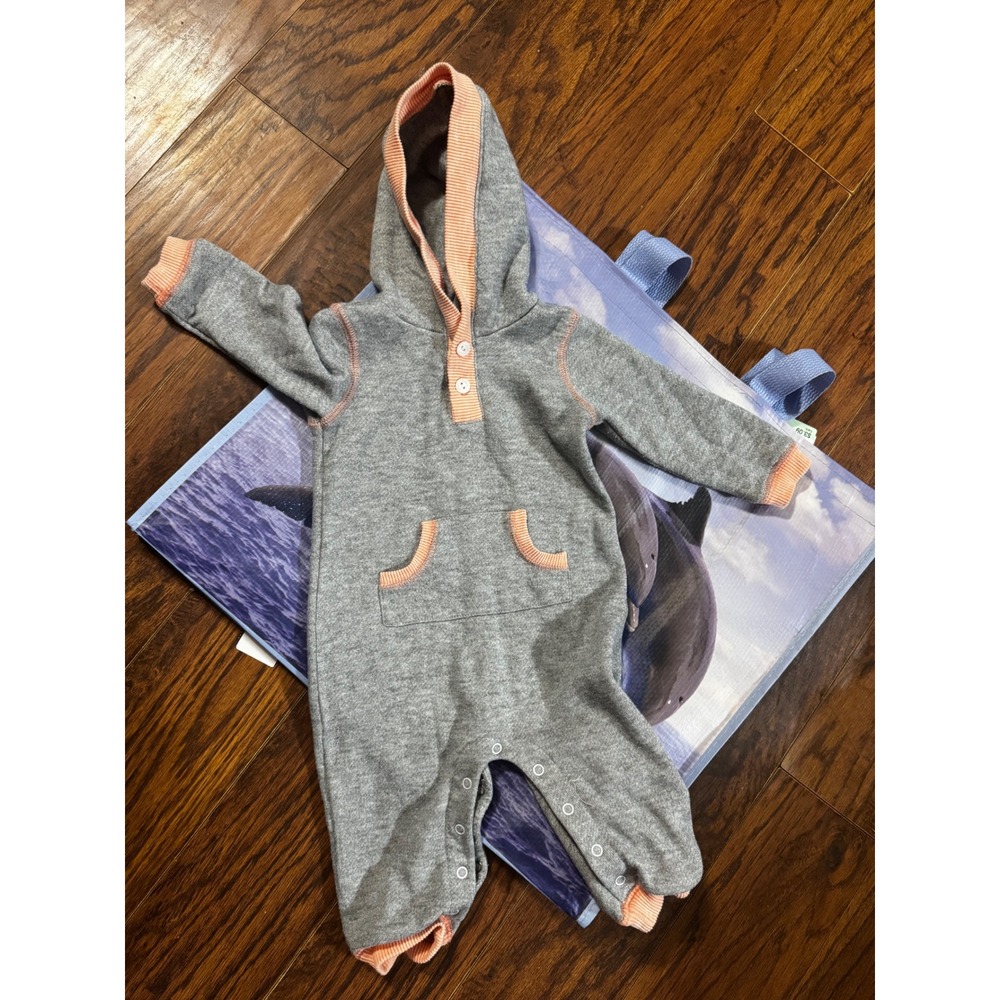 Ricrac‎ & Ruffles Kids Gray Peach Striped Hooded Romper One-Piece Size 6-9M